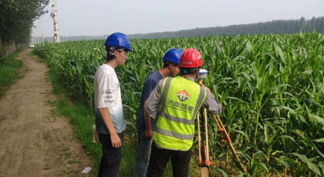 濟(jì)南繞城高速公路二環(huán)西線段工程開展導(dǎo)線點(diǎn)復(fù)測工作