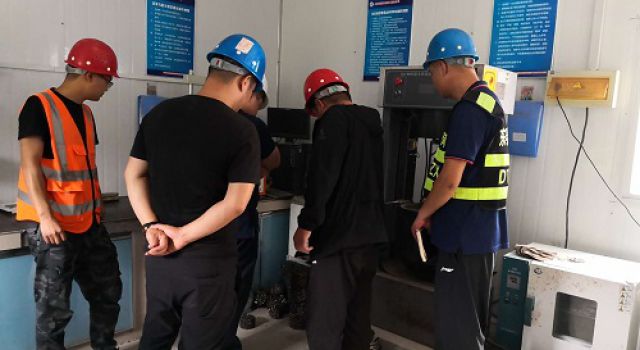 建設(shè)管理分公司領(lǐng)導(dǎo)到日蘭巨菏改擴(kuò)建項目檢查指導(dǎo)工作