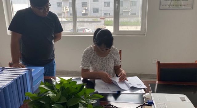 改建辦、質(zhì)監(jiān)站聯(lián)合組織對(duì)克黃線進(jìn)行檢查