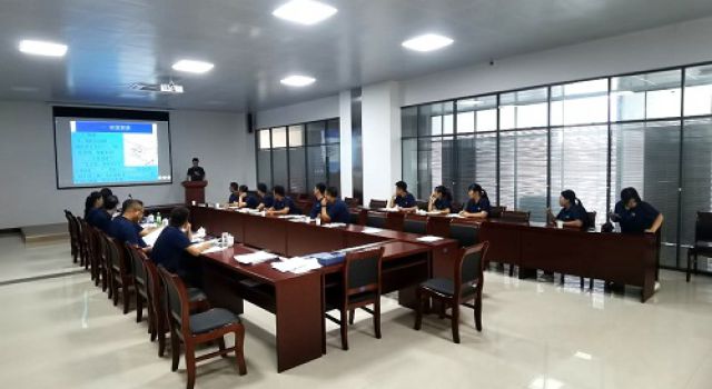 經(jīng)營與科研處組織召開科研立項(xiàng)評審會議