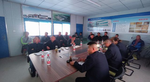 日蘭巨菏總監(jiān)辦召開(kāi)房建安全專題會(huì)