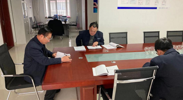 萊西市“四好農(nóng)村路”三標段駐地監(jiān)理處組織學習《竣工資料整理辦法》