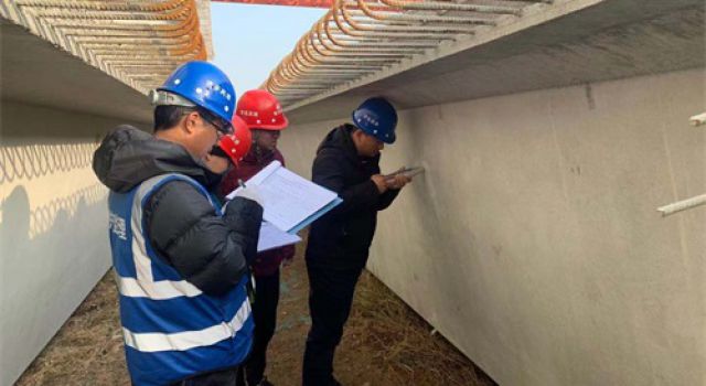 濟(jì)高總監(jiān)辦組織工程實(shí)體質(zhì)量專(zhuān)項(xiàng)檢測(cè)