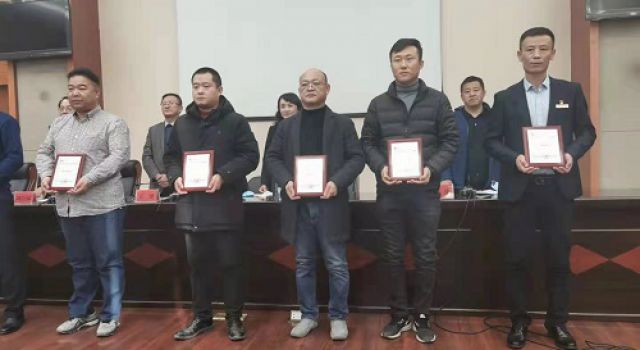 “合心?合力?合拍、大干一百八十天”勞動競賽活動表彰大會召開