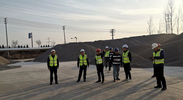 沂源縣交通運(yùn)輸局、項(xiàng)目公司對(duì)S229沂邳線等項(xiàng)目進(jìn)行節(jié)后復(fù)工安全檢查