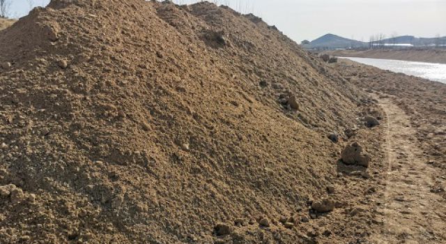 日照市嵐山區(qū)“四好農(nóng)村公路”建設(shè)監(jiān)理處加強(qiáng)原材料質(zhì)量控制