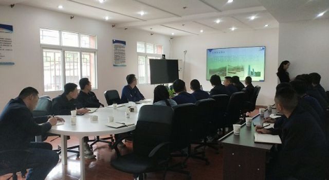 五一期間二公司組織對四川九綿JL8總監(jiān)辦進(jìn)行工作檢查