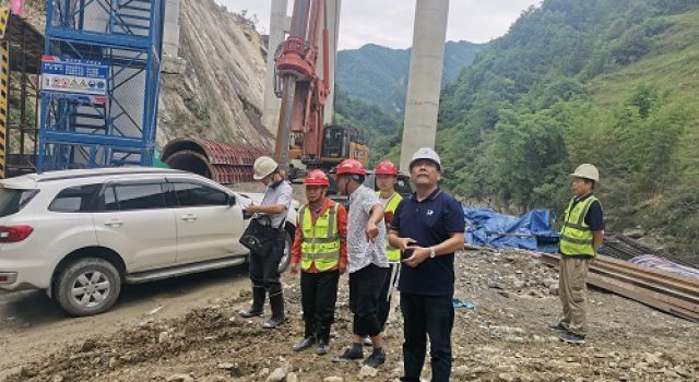 四川九綿高速公路JL8總監(jiān)辦進(jìn)行節(jié)前安全環(huán)保專項檢查