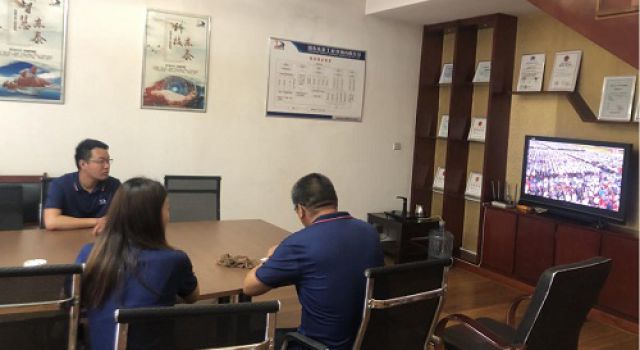 不忘初心、牢記使命、喜迎建黨100周年