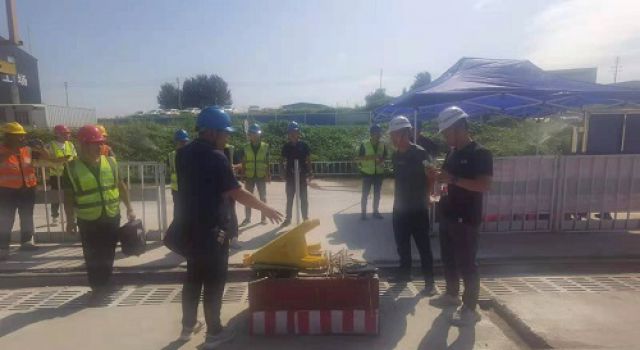 臨臨高速第六駐地辦組織施工單位到相鄰項目觀摩學(xué)習(xí)