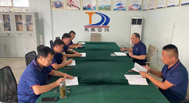 提倡《節(jié)能降耗，開(kāi)源節(jié)流》