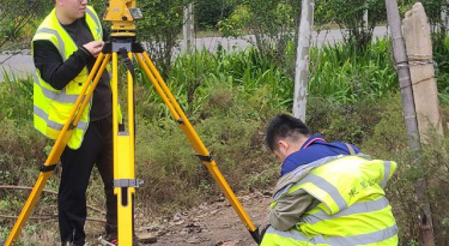 設計二院順利完成淄川區(qū)光正實業(yè)至南外環(huán)連接道路勘測工作