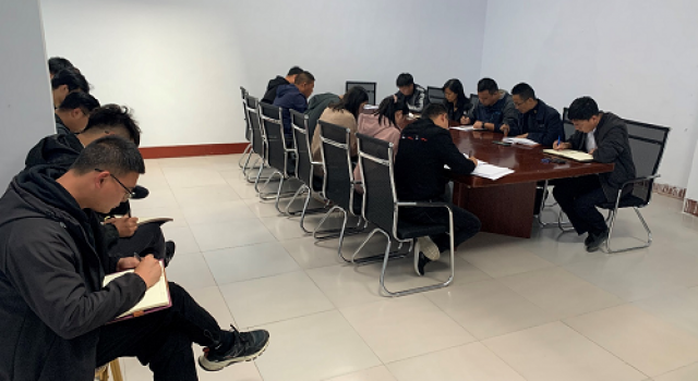 周村道路基礎(chǔ)設(shè)施提升改造工程總監(jiān)辦組織召開第一次工地會議