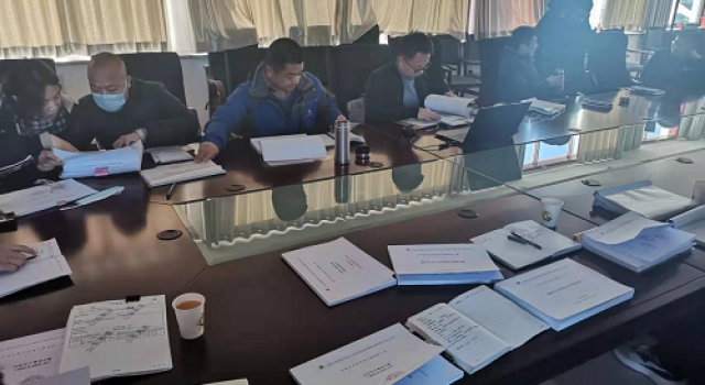 濟(jì)高高速組織召開安全環(huán)保費(fèi)用審核專題會(huì)