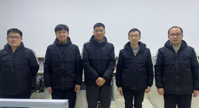 寒冬臘月風吹雪，交規(guī)二院送溫情