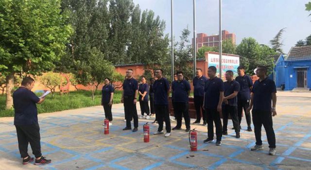 濟微高速一駐地辦開展消防應急演練