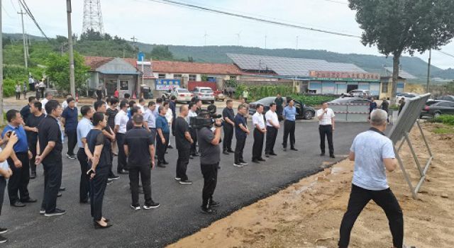 煙臺市市政府一行蒞臨棲霞市四好農(nóng)村路建設項目開展視察工作