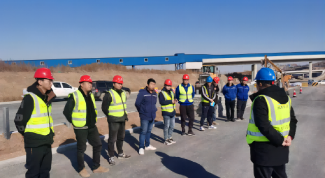 濟(jì)濰高速三合同綠化工程施工安全質(zhì)量技術(shù)交底會(huì)