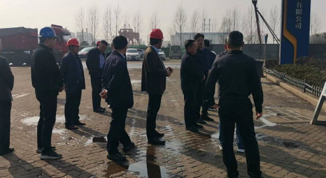 日照市交通運輸局滕厚軍局長對南沿海公路高架項目現(xiàn)場調研