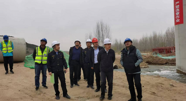 省廳執(zhí)法局對臨臨高速六駐地辦及八標進行執(zhí)法督查