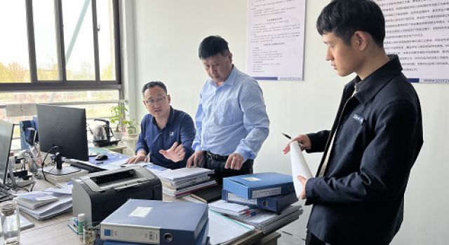 八公司考核組對(duì)安鶴總監(jiān)辦一季度工作進(jìn)行檢查