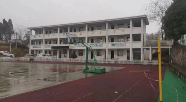 安徽和襄高速公路六安段第二駐地辦工地試驗(yàn)室 完成試驗(yàn)室建設(shè)及儀器設(shè)備標(biāo)定工作