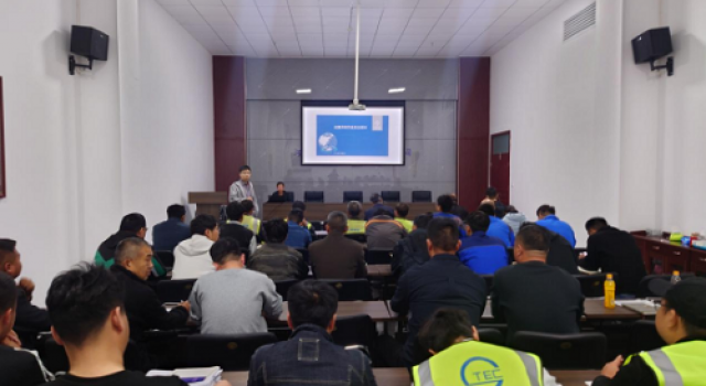 安鶴項目開展起重吊裝作業(yè)安全教育培訓(xùn)