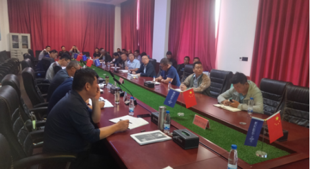 臨臨高速八標(biāo)段水泥穩(wěn)定碎石基層施工總結(jié)會(huì)