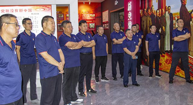 八公司黨支部組織“開展黨史教育 傳承紅色基因”主題黨日活動(dòng)