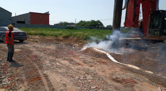 “炎炎夏日送清涼，滴滴關(guān)懷沁人心”安鶴總監(jiān)辦組織開展“夏日送清涼”活動(dòng)