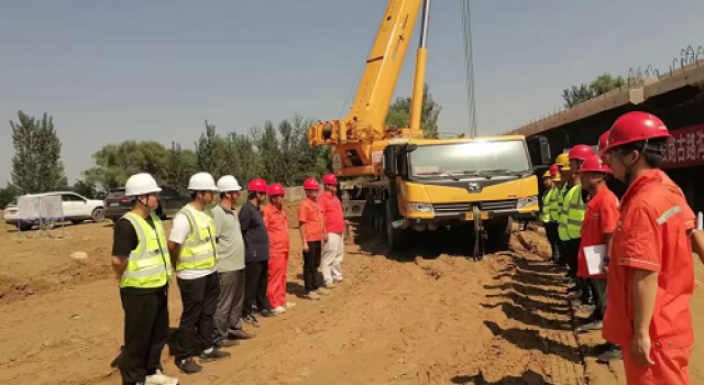 鄆鄄高速公路1標(biāo)1分部進(jìn)行梁板架設(shè)首件施工