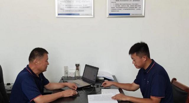 沂南縣交通工程總監(jiān)處開展“師帶徒” 黨員先鋒工程活動第一課