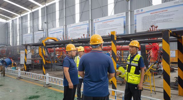 二公司組織對橫欽高速JL4總監(jiān)辦內(nèi)業(yè)外業(yè)進(jìn)行檢查