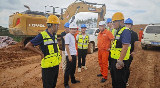 廣西橫欽高速JL4總監(jiān)辦對所轄工區(qū)進(jìn)行10月份綜合檢查