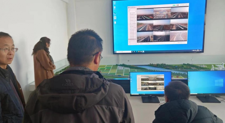 中衛(wèi)下河沿黃河公路大橋機電設(shè)備聯(lián)合調(diào)試結(jié)束