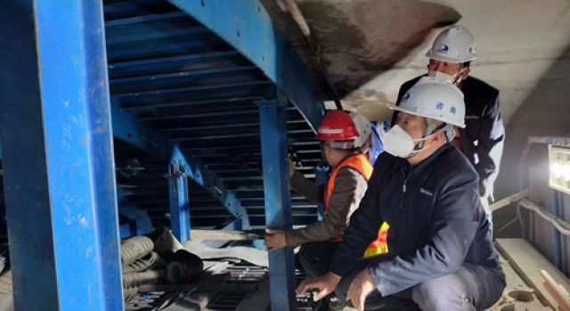 總公司專家組一行蒞臨浙江省G104至S325連接線樂(lè)清柳市段（一期）工程項(xiàng)目檢查指導(dǎo)工作