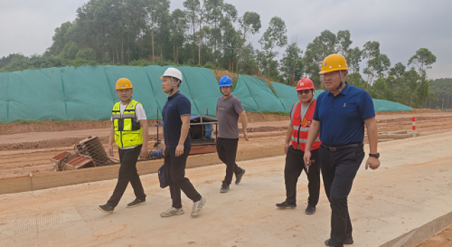 橫欽公司組織對(duì)橫欽高速第四總監(jiān)辦進(jìn)行汛期安全專項(xiàng)檢查