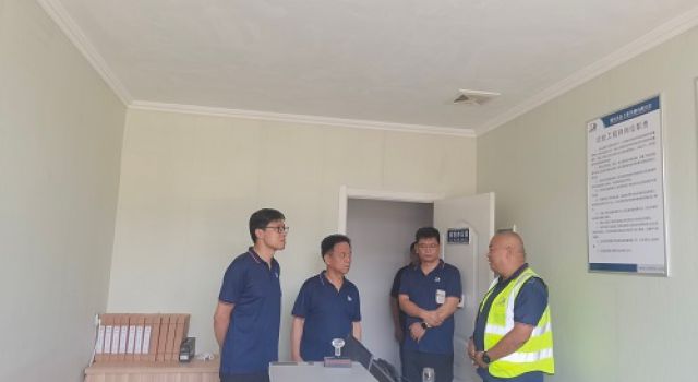 東泰咨詢公司領(lǐng)導(dǎo)到G309青蘭線G228至S211段中修工程總監(jiān)辦進行檢查指導(dǎo)工作