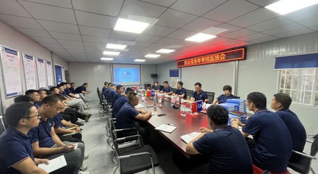 東泰咨詢公司考核組對(duì)和襄高速第二駐地辦進(jìn)行半年考核