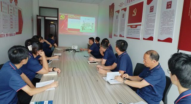 安鶴高速總監(jiān)辦在中秋、國慶節(jié)前組織全體人員進(jìn)行廉政教育培訓(xùn)