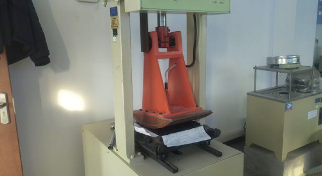 G309青蘭線張店區(qū)東孫村至周村鄒平界段修復(fù)養(yǎng)護(hù)工程總監(jiān)辦加強(qiáng)進(jìn)場材料質(zhì)量管控，確保路面施工質(zhì)量